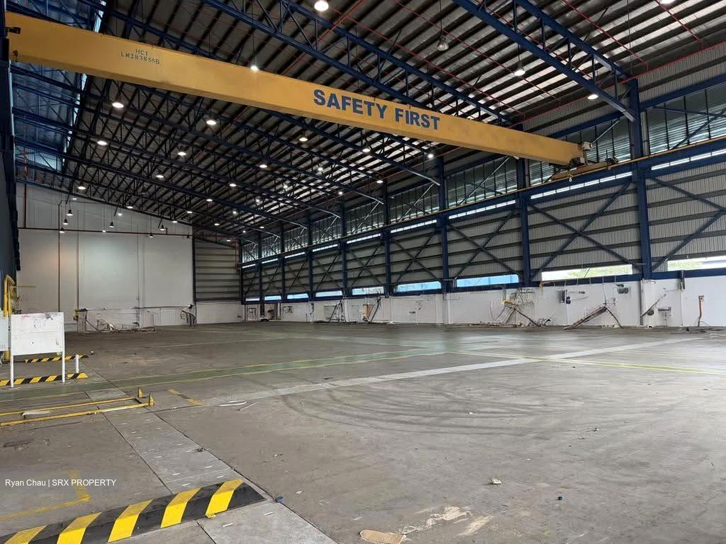 Pandan Road (D22), Factory #633881101